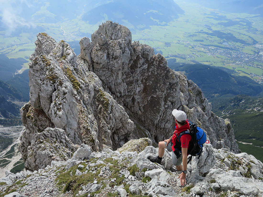 breithorn132.JPG - Die Alternative wäre gewesen, den Pfeiler wieder runter zu klettern...                               