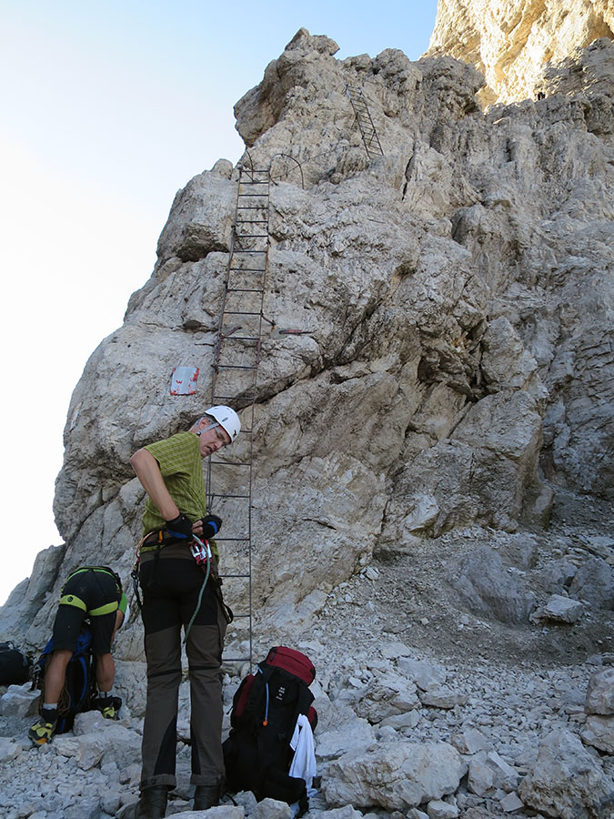 centrale007.jpg - Ein 2m Lulatsch macht sich bereit.                               