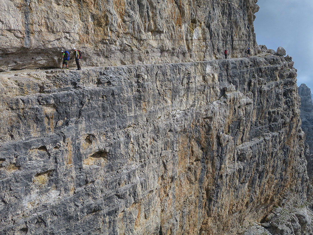centrale023.jpg - Dieses Bild ist auch ein Klassiker. Das dürfte die meistfotografierte Stelle der gesamten Brenta sein. Sowas gibt es auch kein zweites Mal.