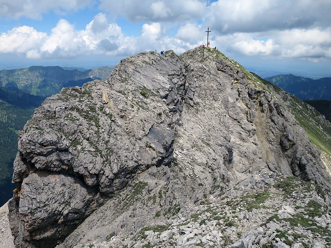 kreuz018.jpg - Das war ein zünftiger Anfang. Danach wird es wieder entspannter.                               