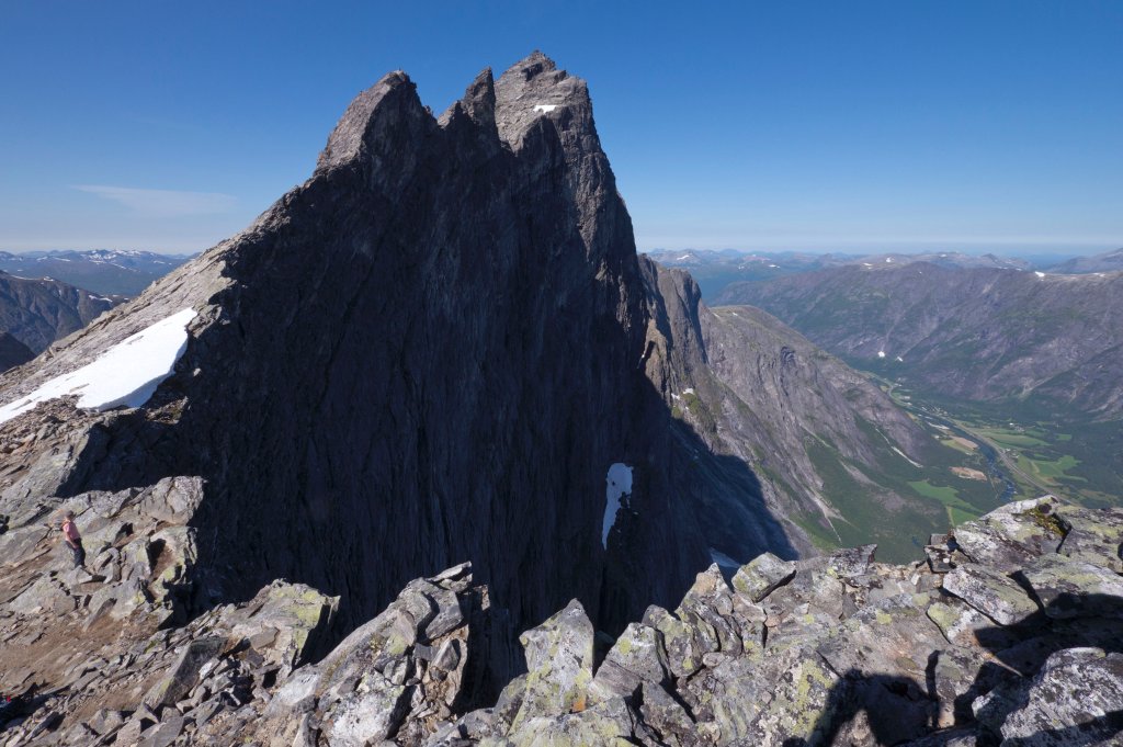 norw_0236.jpg - Und da ist sie. Was für ein unglaublicher Anblick! Wie das Maul eines Riesenmonsters.